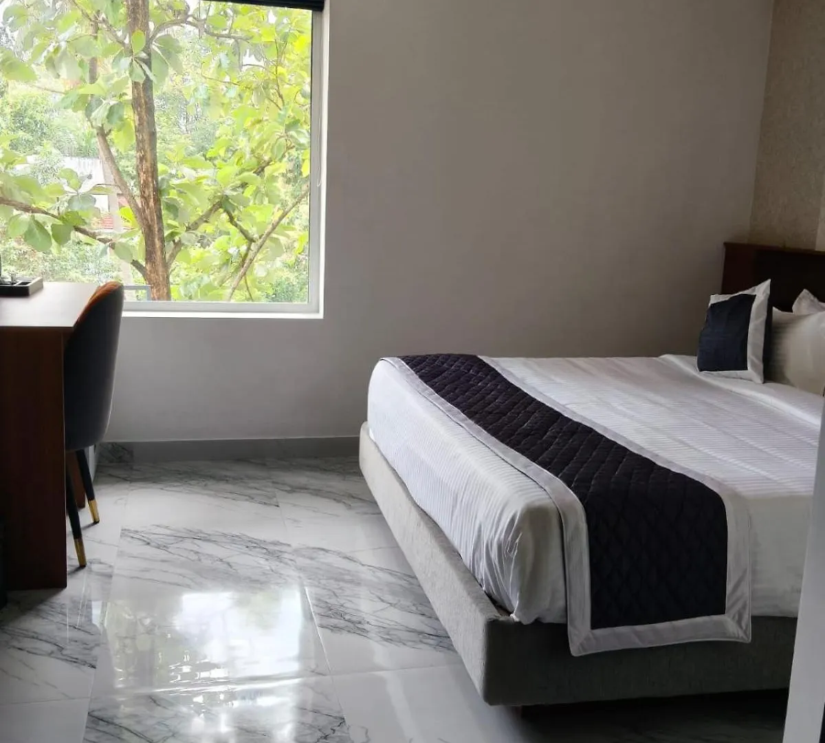 ****  Sabu'S Grand Royale Hotel Thiruvananthapuram Indie